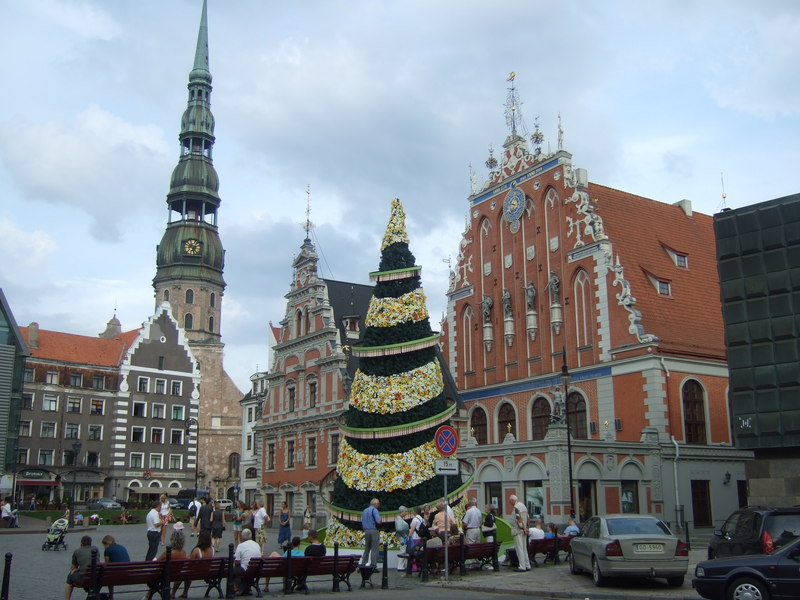 Der Weihnachtsbaum stammt aus dem 16. Jahrhundert aus Riga!